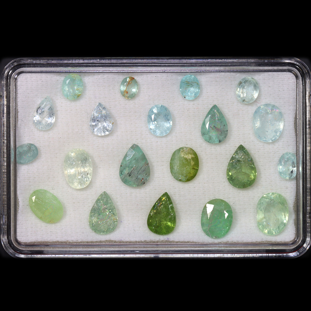  photo Gemstonecollection